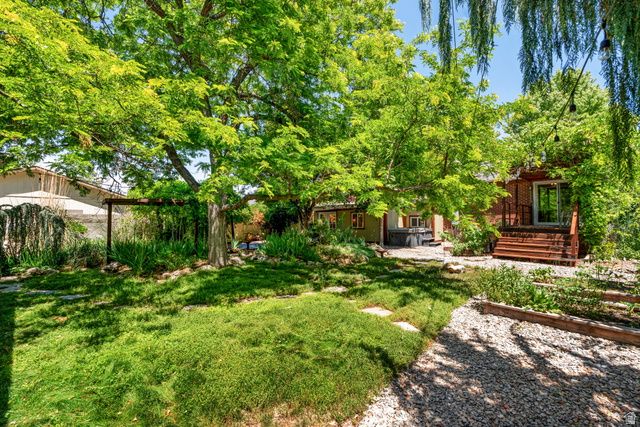 601 W LA SALLE DR, Murray, UT 84123