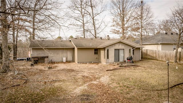 29 Radcliffe Drive, Bella Vista, AR 72714