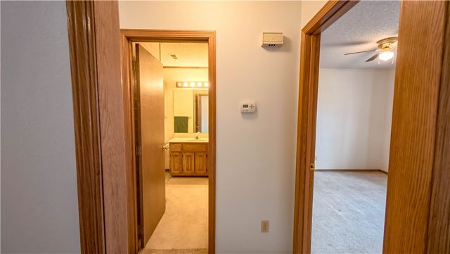 29 Radcliffe Drive, Bella Vista, AR 72714