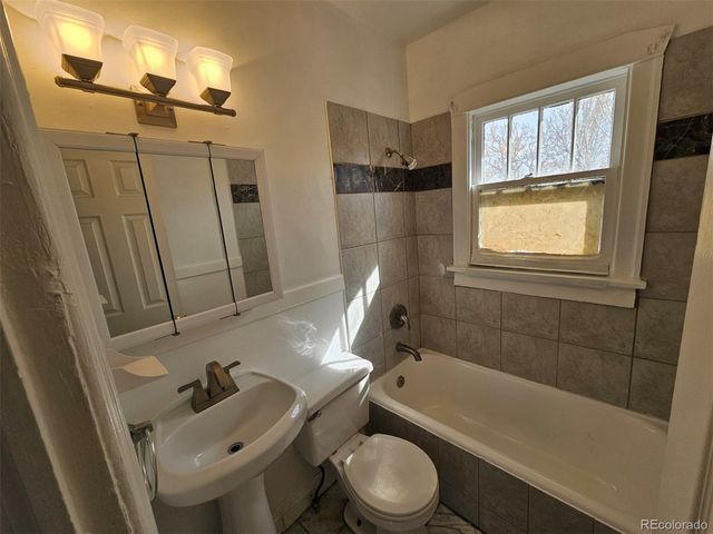 1100 S Perry Street A, Denver, CO 80219