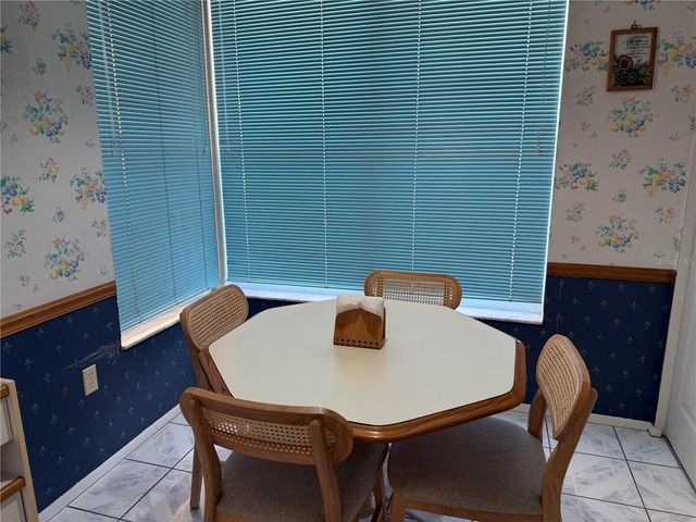 4570 PINEBROOK CIRCLE 204, Bradenton, FL 34209