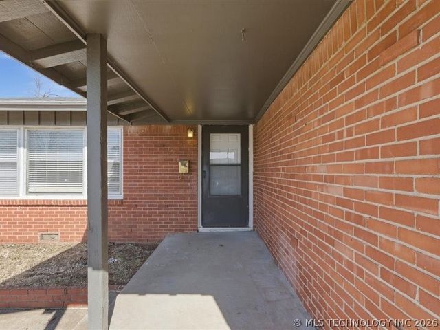 7521 E 27th Street S, Tulsa, OK 74129