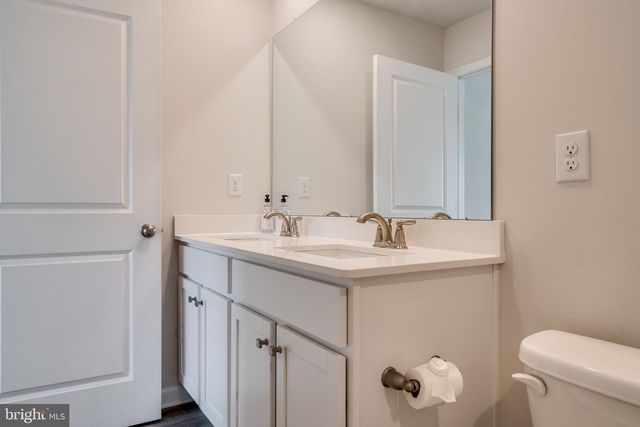 69 NELSONS, Westampton, NJ 08060