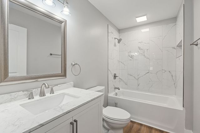 1053 Benton Tidwell Rd, Hilham, TN 38568