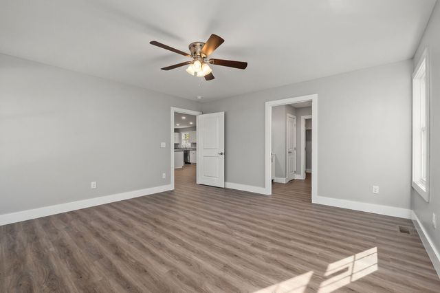 1053 Benton Tidwell Rd, Hilham, TN 38568