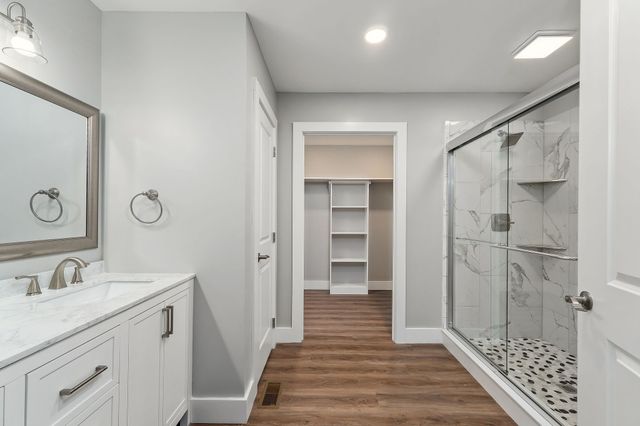 1053 Benton Tidwell Rd, Hilham, TN 38568