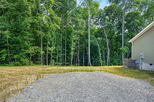 1053 Benton Tidwell Rd, Hilham, TN 38568