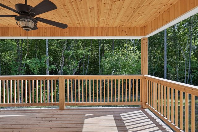 1053 Benton Tidwell Rd, Hilham, TN 38568