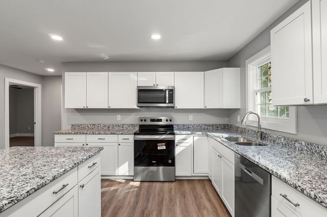 1053 Benton Tidwell Rd, Hilham, TN 38568