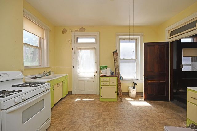 4340 Vine Street, St Bernard, OH 45217