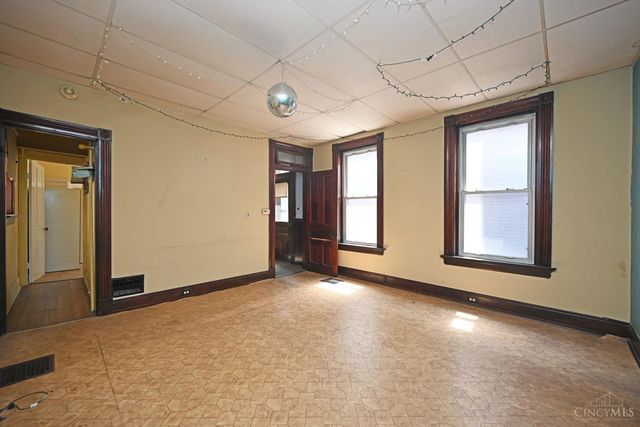 4340 Vine Street, St Bernard, OH 45217
