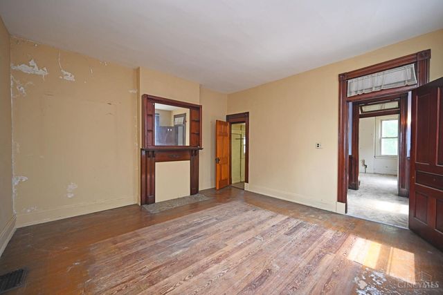 4340 Vine Street, St Bernard, OH 45217