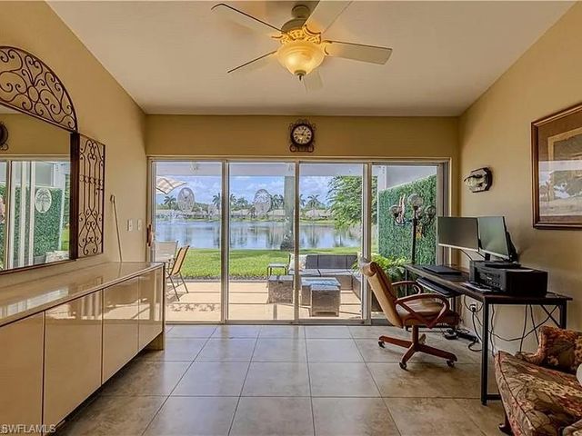 5595 Greenwood CIR # 92, Naples, FL 34112