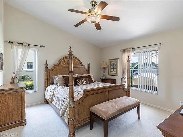 5595 Greenwood CIR # 92, Naples, FL 34112