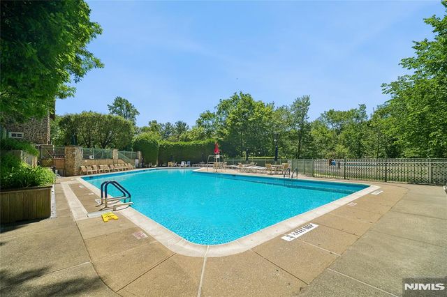 1412 York Street, Mahwah, NJ 07430