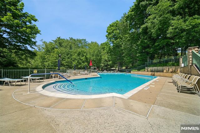 1412 York Street, Mahwah, NJ 07430