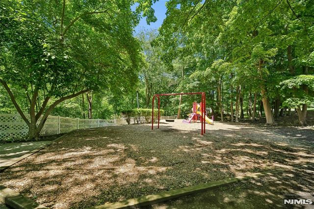 1412 York Street, Mahwah, NJ 07430