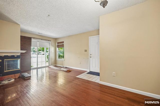 1412 York Street, Mahwah, NJ 07430