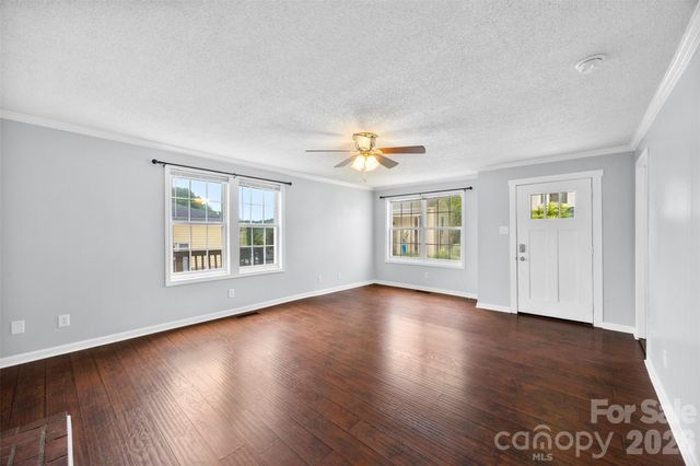 116 7th Street, Cramerton, NC 28032