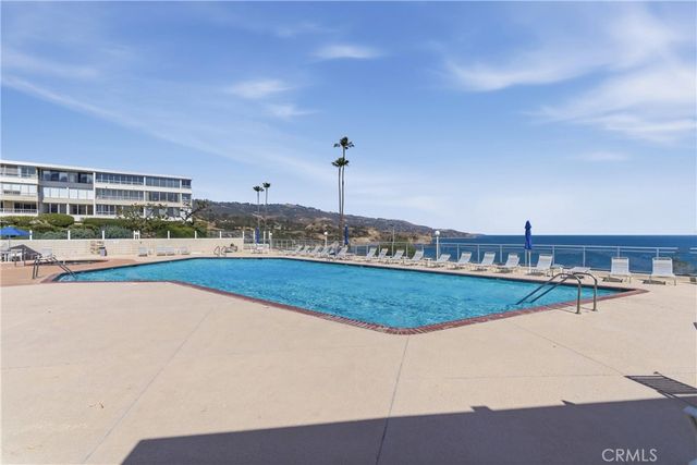 32653 Seagate 303C, Rancho Palos Verdes, CA 90275