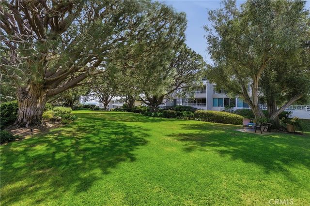 32653 Seagate 303C, Rancho Palos Verdes, CA 90275