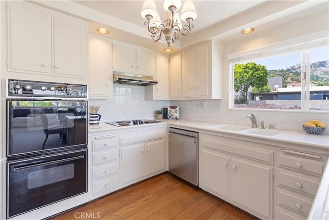 32653 Seagate 303C, Rancho Palos Verdes, CA 90275