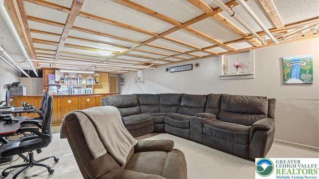 345 W Berwick Street, Easton, PA 18042