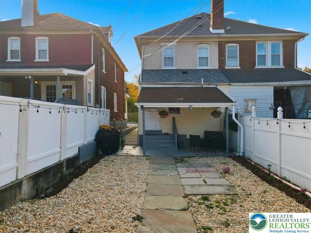 345 W Berwick Street, Easton, PA 18042