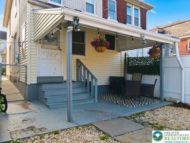 345 W Berwick Street, Easton, PA 18042