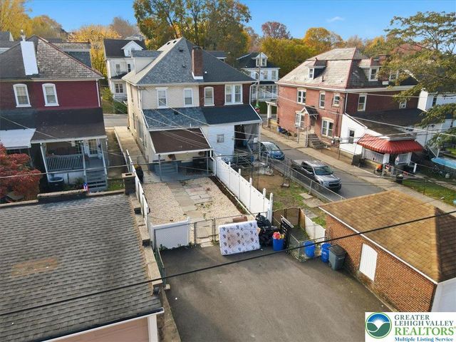 345 W Berwick Street, Easton, PA 18042