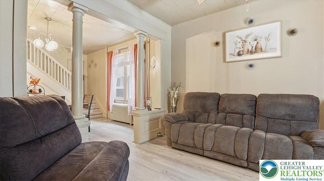 345 W Berwick Street, Easton, PA 18042