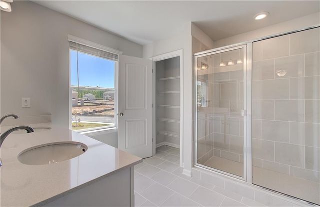 278 Arnewood Circle, Mcdonough, GA 30253