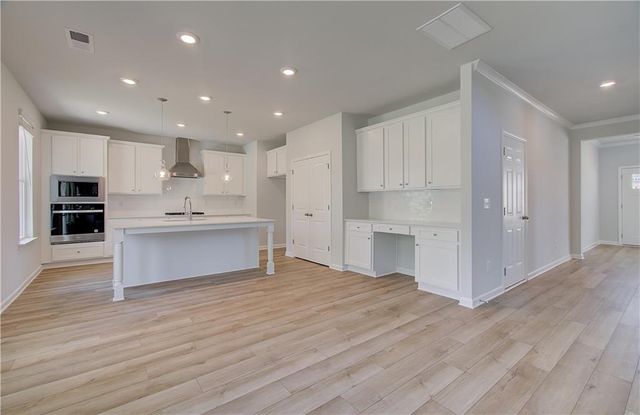 278 Arnewood Circle, Mcdonough, GA 30253