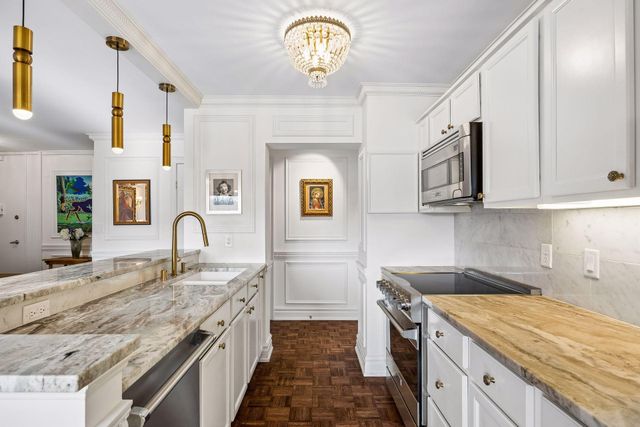 410 Groveland Avenue 404, Minneapolis, MN 55403