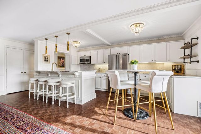 410 Groveland Avenue 404, Minneapolis, MN 55403