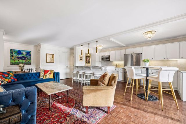 410 Groveland Avenue 404, Minneapolis, MN 55403