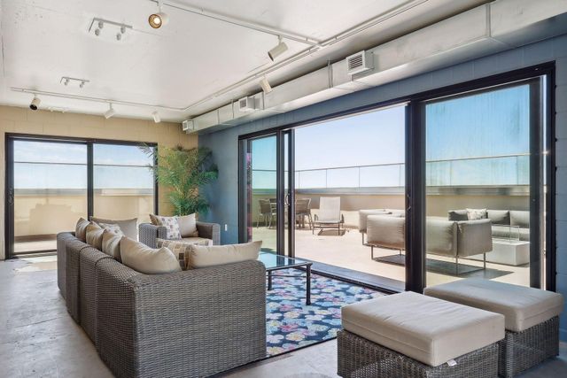 410 Groveland Avenue 404, Minneapolis, MN 55403