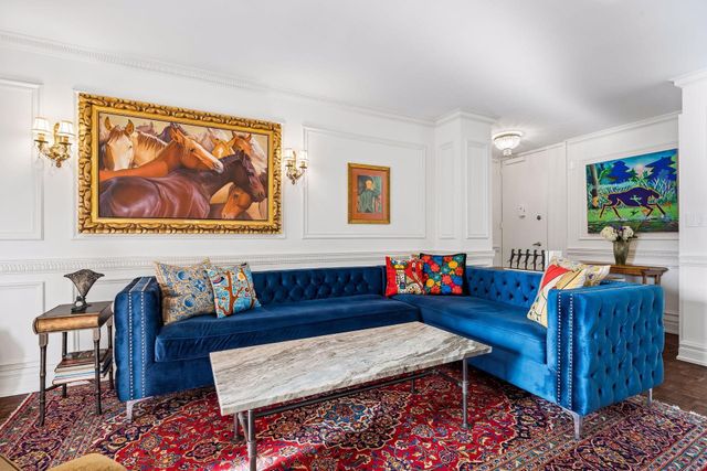 410 Groveland Avenue 404, Minneapolis, MN 55403