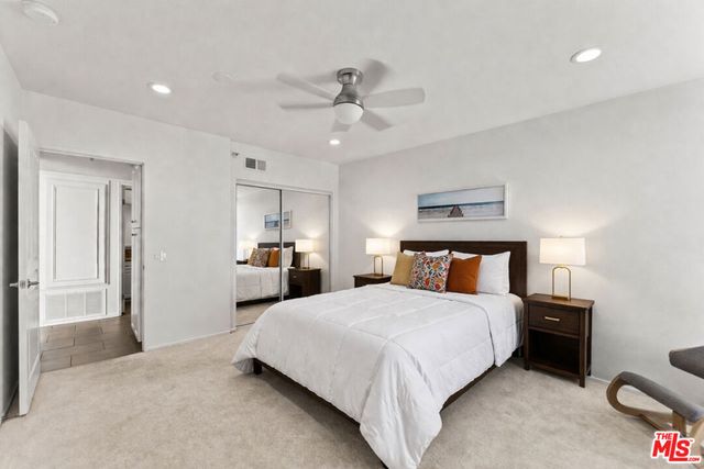 7320 Hawthorn Avenue 401, Los Angeles, CA 90046