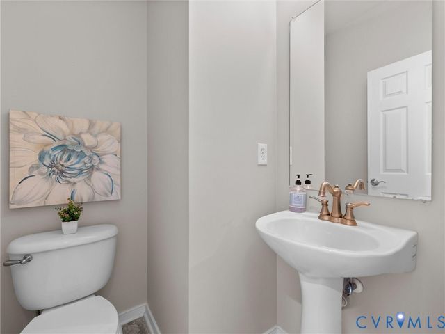 2461 Silver Lake Ter, Midlothian, VA 23112