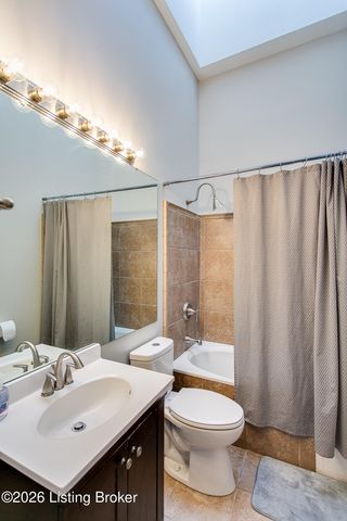 1156 S Brook St, Louisville, KY 40203