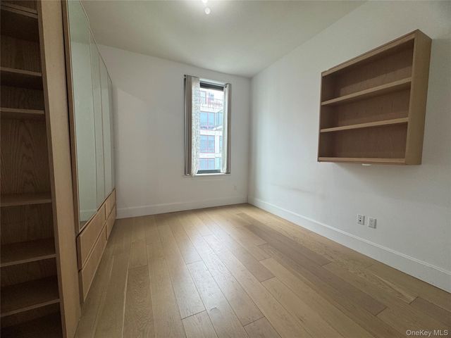 2218 Jackson Avenue 1006, Long Island City, NY 11101