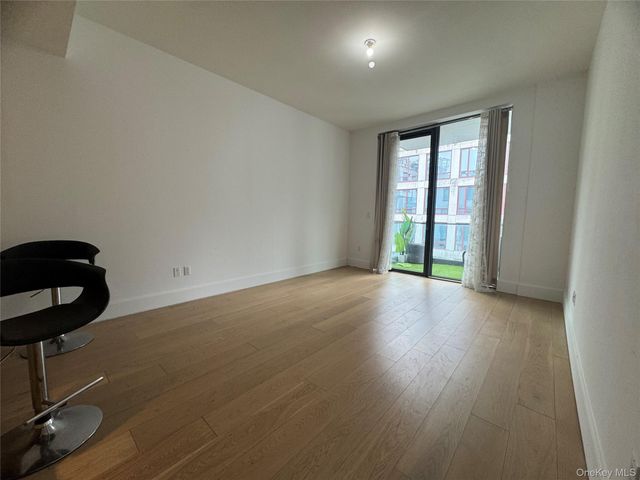 2218 Jackson Avenue 1006, Long Island City, NY 11101