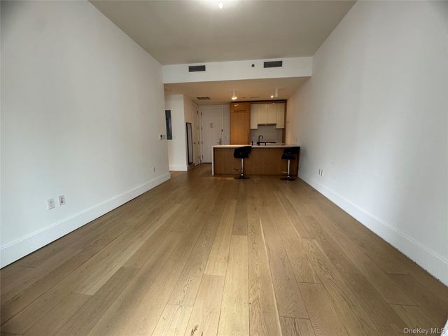 2218 Jackson Avenue 1006, Long Island City, NY 11101