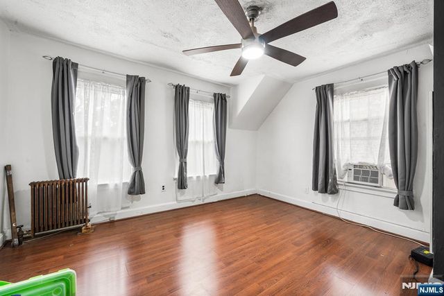 6 Enfield Avenue, Montclair, NJ 07042