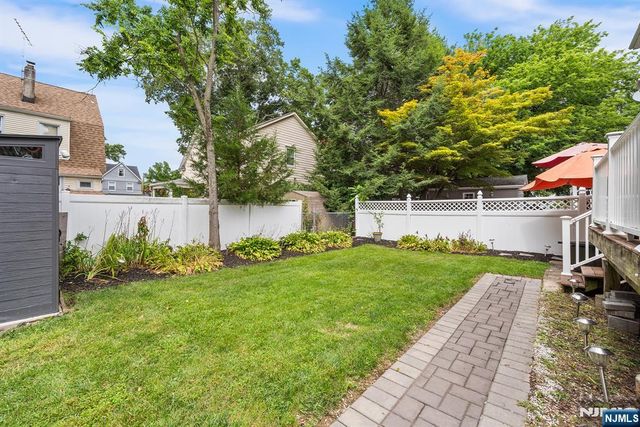 6 Enfield Avenue, Montclair, NJ 07042