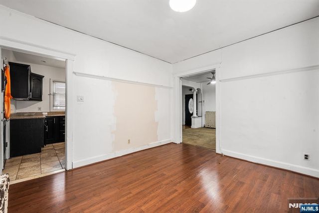6 Enfield Avenue, Montclair, NJ 07042
