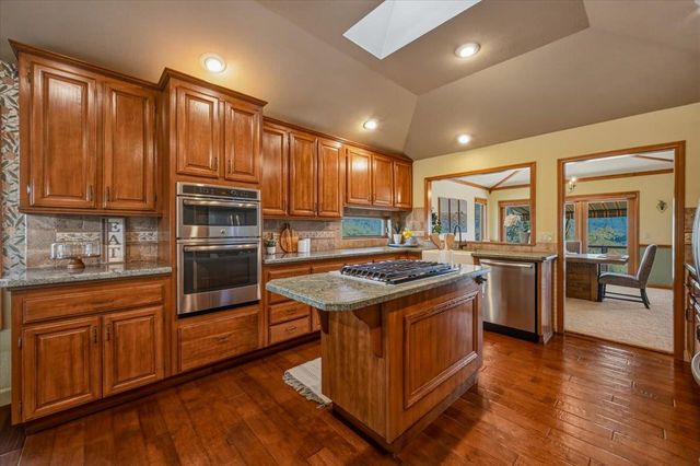 13868 hemlock, Penn Valley, CA 95946