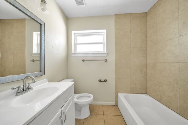 2939 Bay Oaks Drive, Dallas, TX 75229