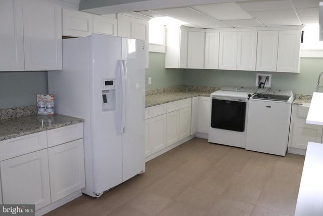 2831 CEDAR LN, Vienna, VA 22180